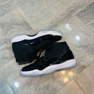 Air Jordan 11 space jams
